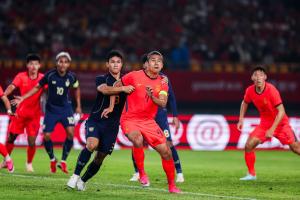 德国vs科特迪瓦-5-热身赛1胜1平！国足主场0-0泰国 张玉宁抢点中柱国足24脚射门未果