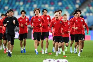 德国vs科特迪瓦-5-内部教学赛日本2-1击败日本U19，盐贝健人和铃木淳之介进球