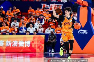 埃及vs伊朗-7-上海男篮是冠军！偰李永炜社媒晒夺冠写真：我们做到了