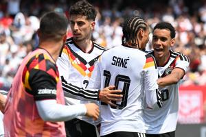 世界杯_摩洛哥vs海地-友谊赛-德国2-1美国 哈弗茨传射萨内建功 安东尼·罗宾逊世界波