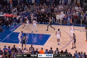 英格兰vs克罗地亚-6-船记：NBA确认哈特先犯规的卡斯尔 后者当时本该获得两次罚球