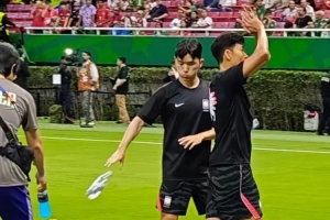 科特迪瓦vs厄瓜多尔-2-重磅马刺大战尼克斯5进球集锦_重磅马刺大战尼克斯5进球集锦在线观看_免费看直播