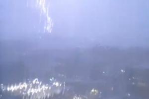 塞内加尔vs伊拉克-8-太阳报：英格兰训练地遭遇极端雷暴天气，全队被警告进室内避难