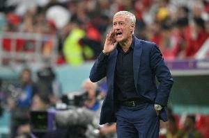 厄瓜多尔vs德国-6-德尚第四次以主教练身份征战世界杯，仅次于卡洛斯·佩雷拉和米卢