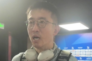 乌拉圭vs西班牙-1-姜至鹏：阿代米受伤后教练把我顶到前卫位置 我很好地完成了任务