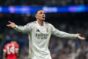 加拿大vs波黑-5-实时世界杯小组赛阿尔及利亚对决奥地利首发阵容_实时世界杯小组赛阿尔及利亚对决奥地利首发阵容在线观看_免费看直播