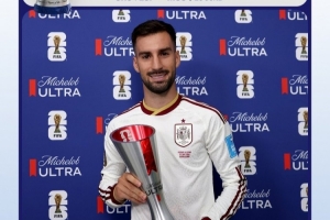 英格兰vs加纳-6-攻入唯一进球！巴埃纳当选西班牙vs乌拉圭全场最佳球员