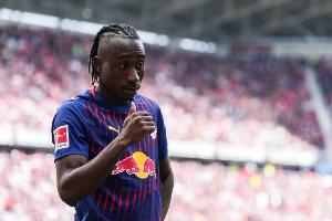 荷兰vs瑞典-记者：若巴黎目光转向阿克利乌什，利物浦会更有信心签下迪奥曼德
