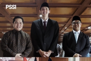 官方：印尼归化19岁高中锋米切尔·贝克，现效力于科罗拉多急流