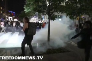 免费哥伦比亚对阵刚果民主共和国在线观看