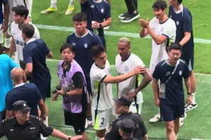重磅尼克斯5vs马刺直播入口
