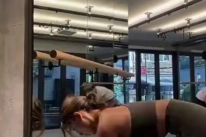 免费库拉索对阵科特迪瓦首发阵容