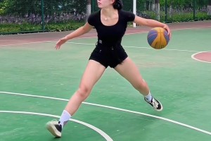 最新尼克斯5大战马刺首发阵容